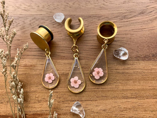  Gold Spring Resin Drop Earrings