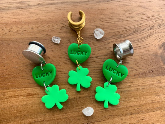 Green Shamrock & Lucky Hearts