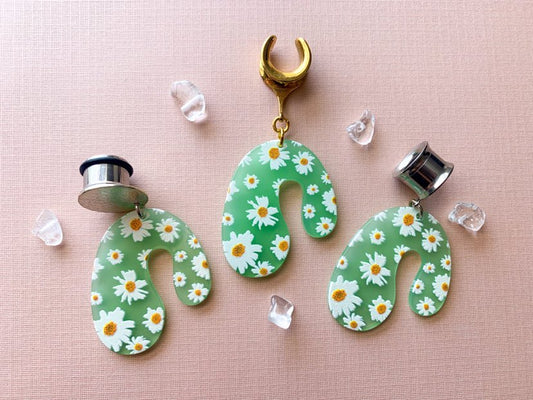 Gold or Silver Green U-Shaped Earrings With Daisy Print