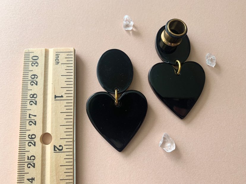 Shiny Black Hearts